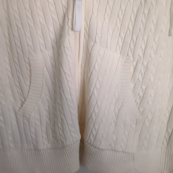 Woman's Sweater Jacket - Picture 6 of 6